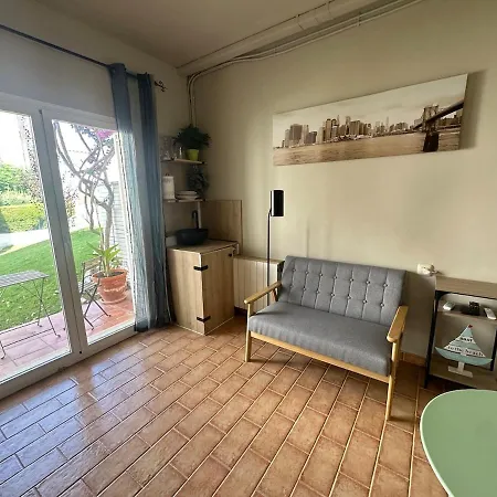 Apartament Couples Getaway In